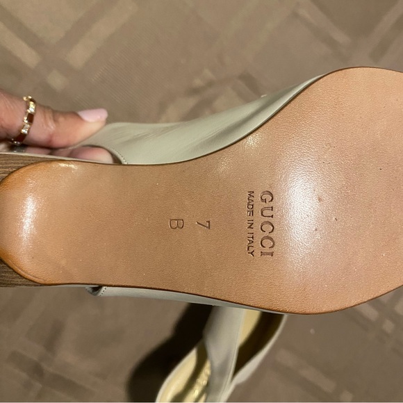 Vintage Gucci slingback heels - Picture 2 of 5
